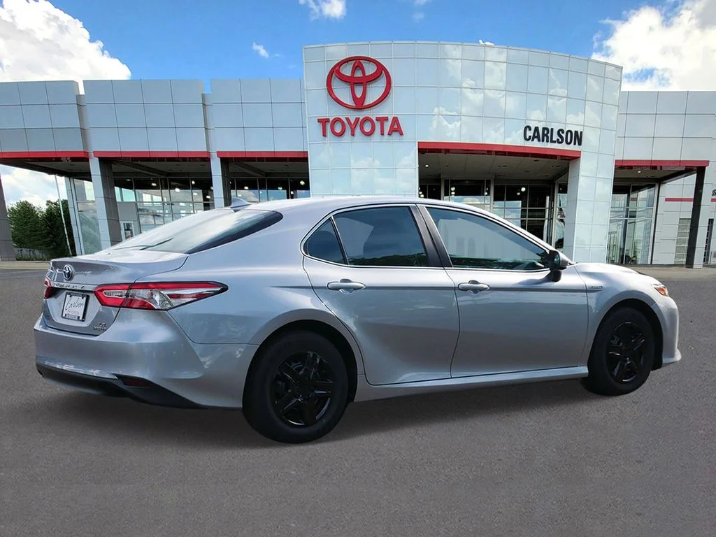 Certified Used 2020 Silver Toyota LE image 5