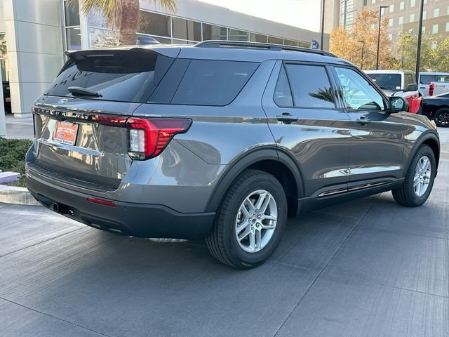 New 2026 Carbonized Gray Metallic Ford Active image 7