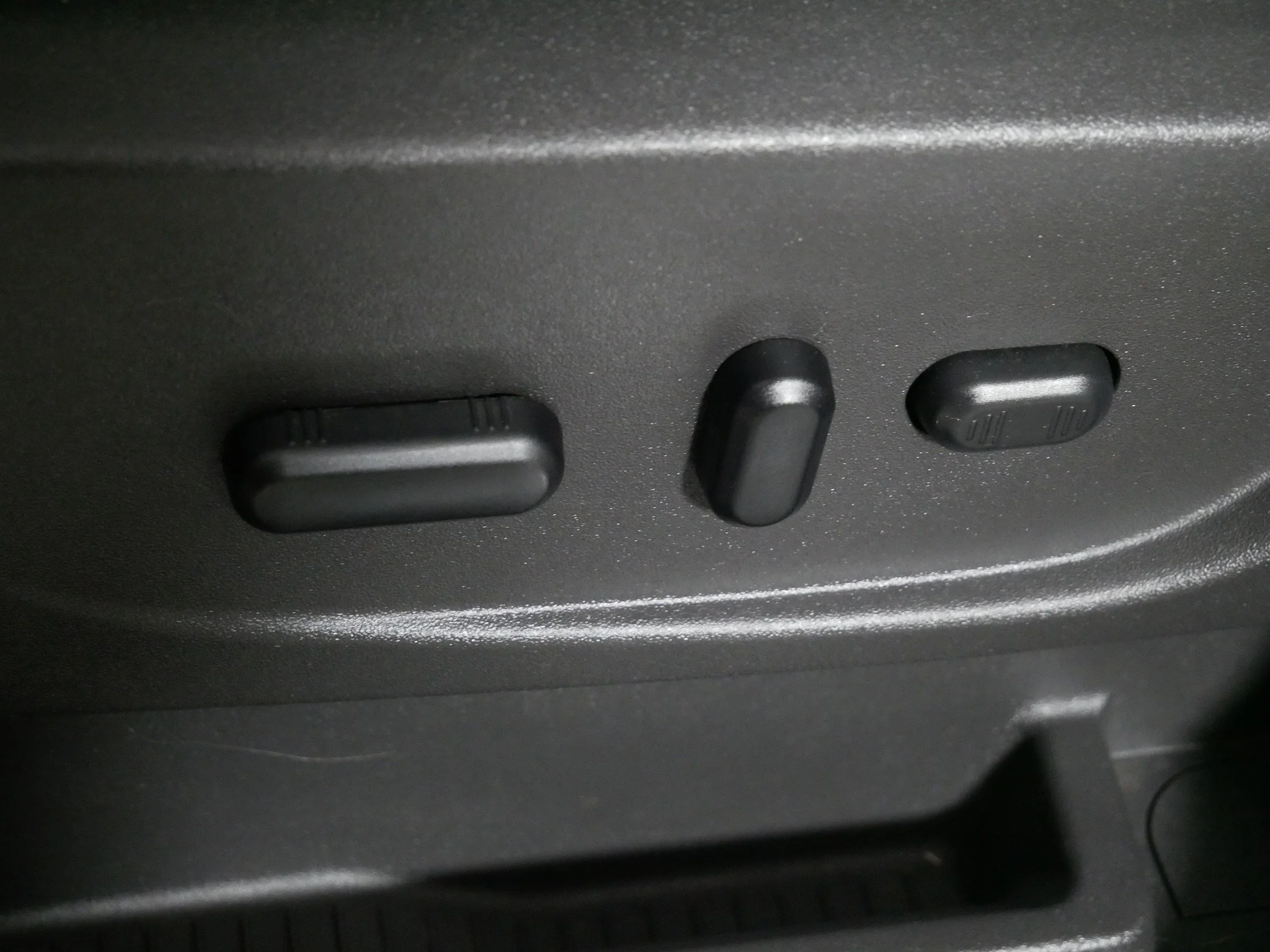 Used 2013 White Platinum Tricoat Ford SEL image 20