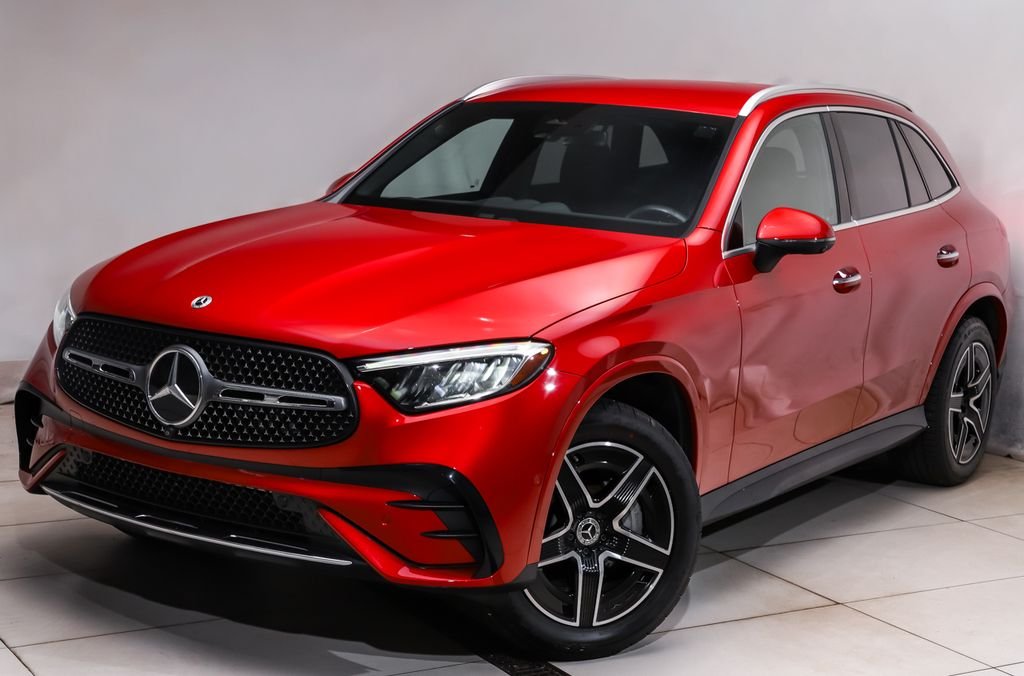 Certified Used 2023  Mercedes-Benz GLC 300 image 1