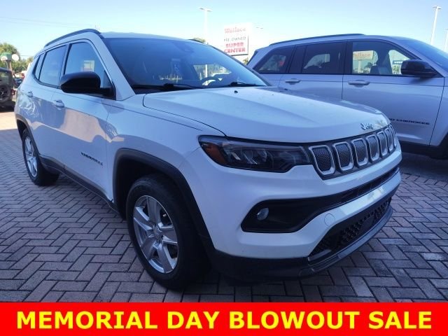 2022 Jeep Compass Latitude's photo