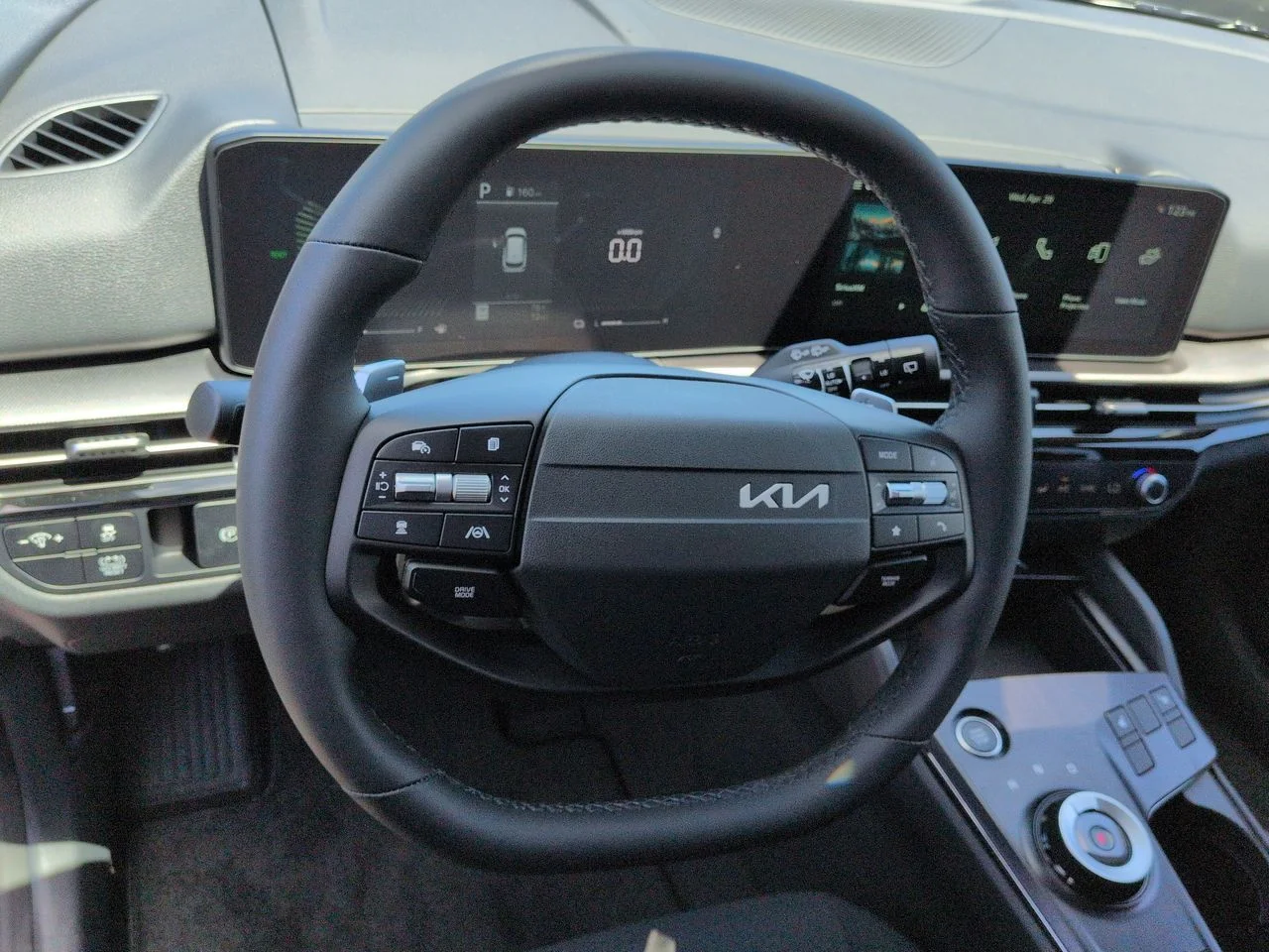 New 2026 Wolf Gray Kia S image 11