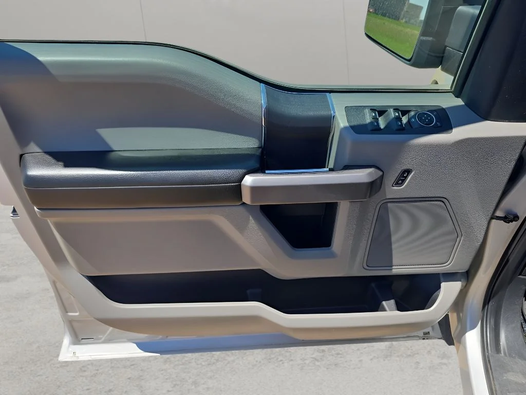 Used 2019 Silver Ford  image 11