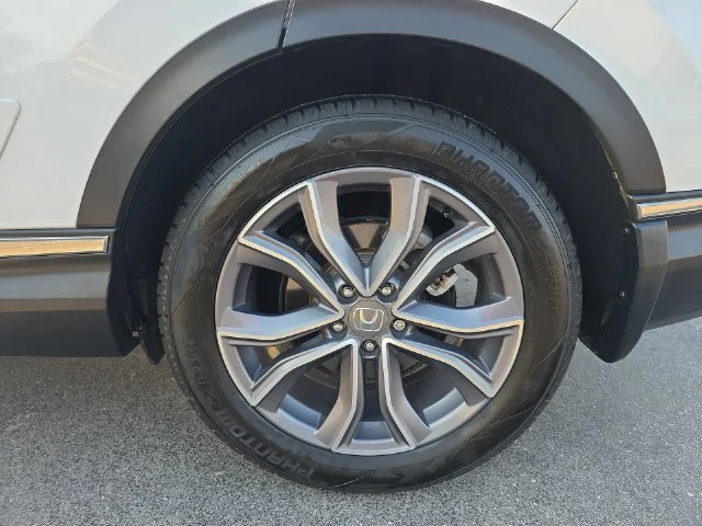 Used 2020 White Honda Touring image 35