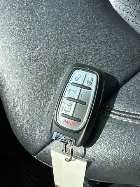 Certified Used 2025 Black Chrysler Select image 36