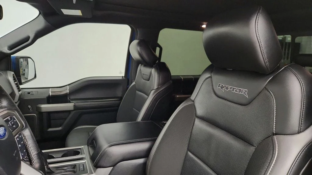 Used 2019 Velocity Blue Metallic Ford Raptor 4WD SuperCrew 5.5