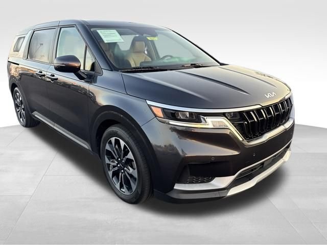 2024 Kia Carnival EX