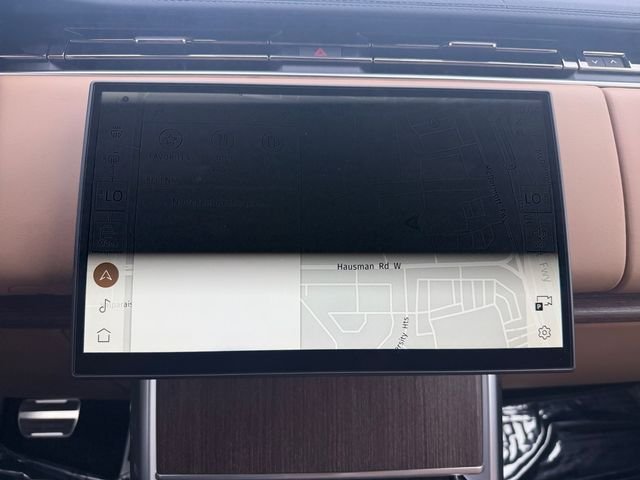 New 2026 British Racing Green Land Rover SE image 20