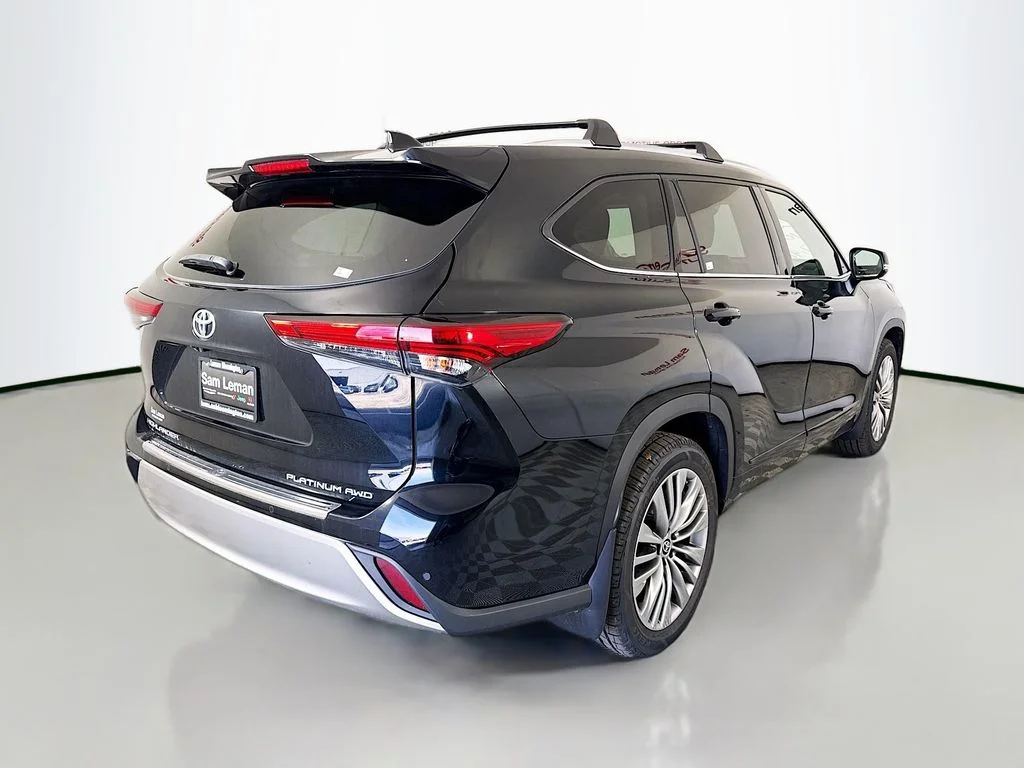 Used 2021 Black Toyota Platinum image 7