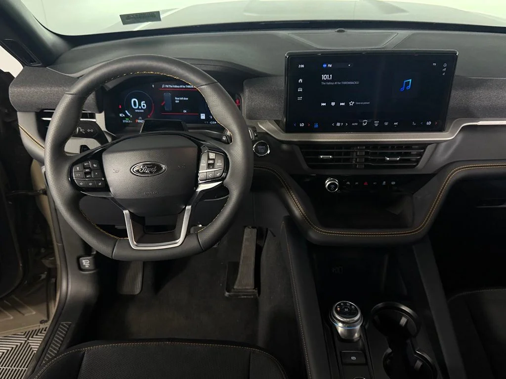 Certified Used 2026 Gray Ford Tremor image 15