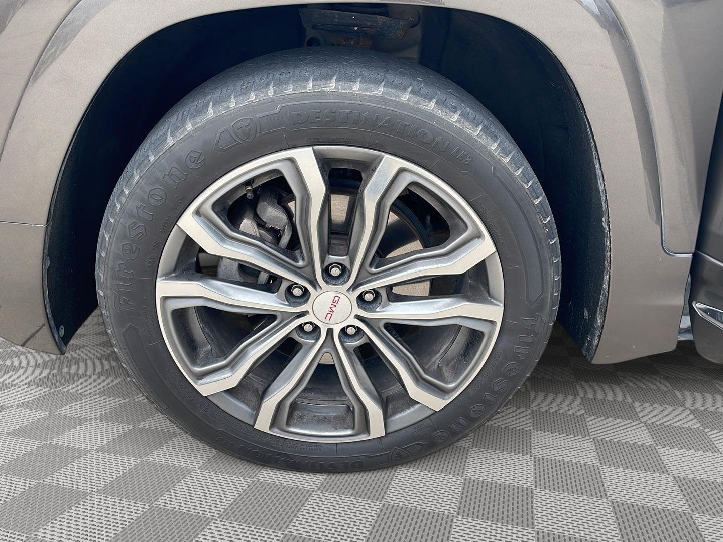 Used 2019 Smokey Quartz Metallic GMC Denali image 8