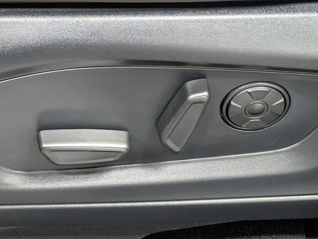 New 2026 Agate Black Metallic Ford Platinum™ image 42
