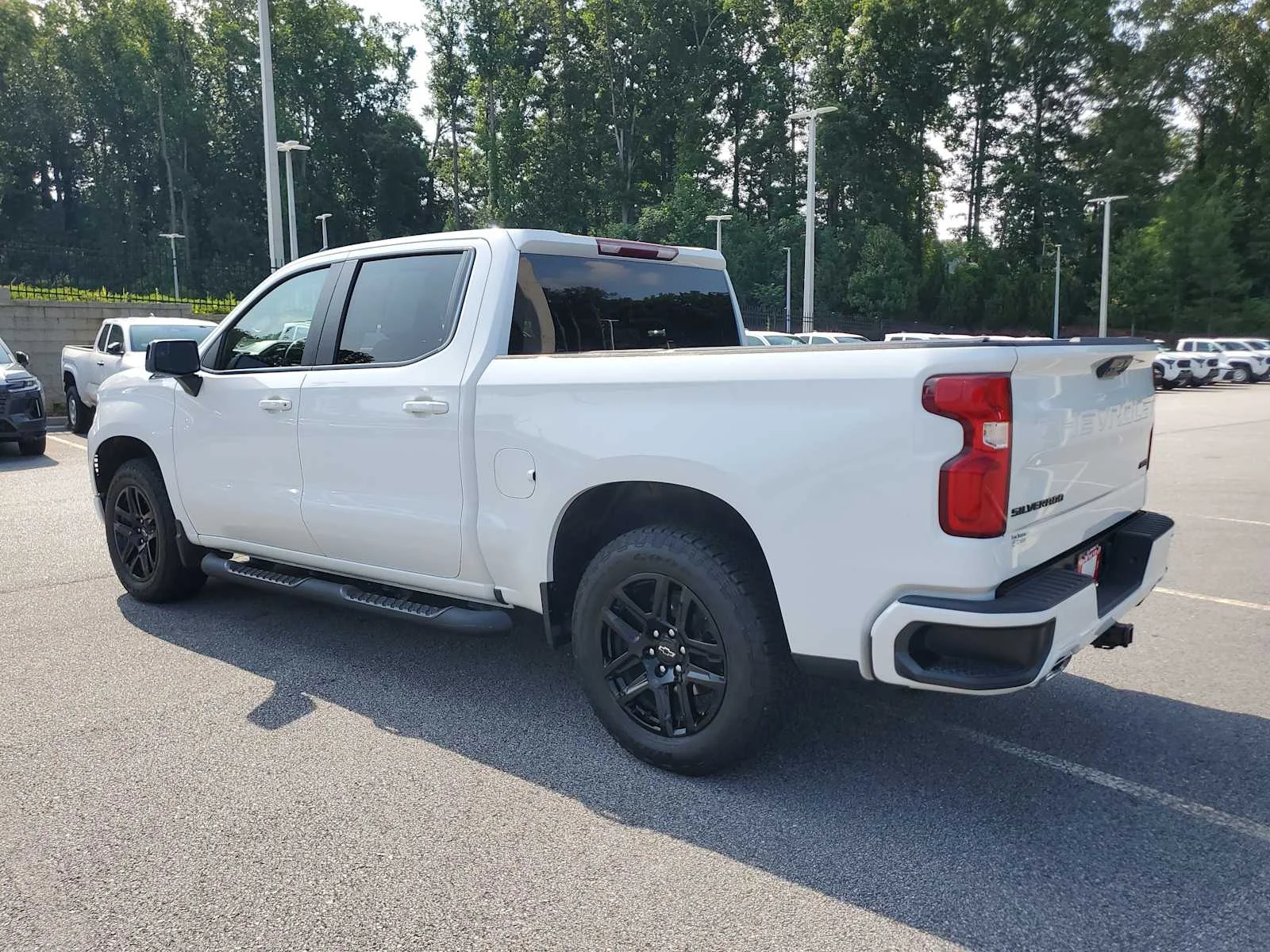 Used 2023 Summit White Chevrolet RST image 4