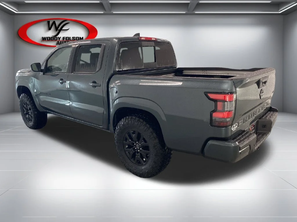 New 2027 Alpine Metallic Nissan Crew Cab SV image 8
