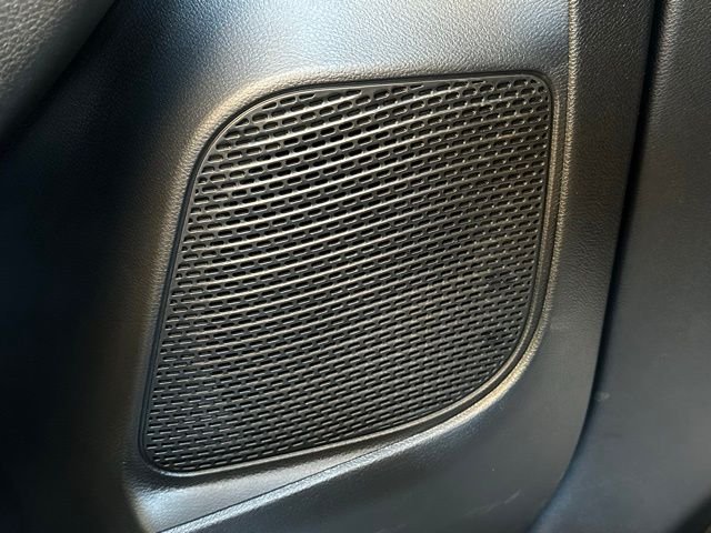 2026 Chrysler Pacifica Select - Photo 18