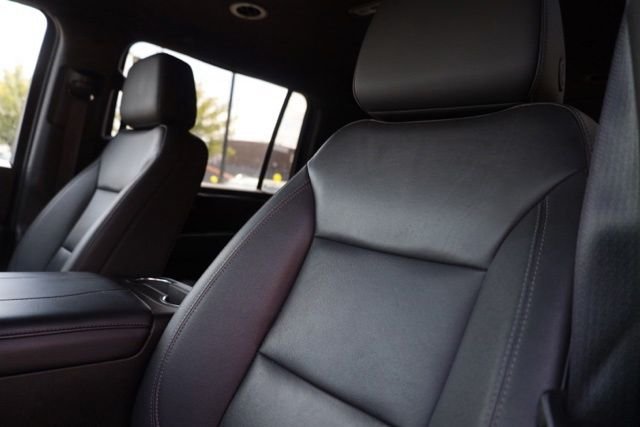 Used 2025 Black Chevrolet Z71 image 18