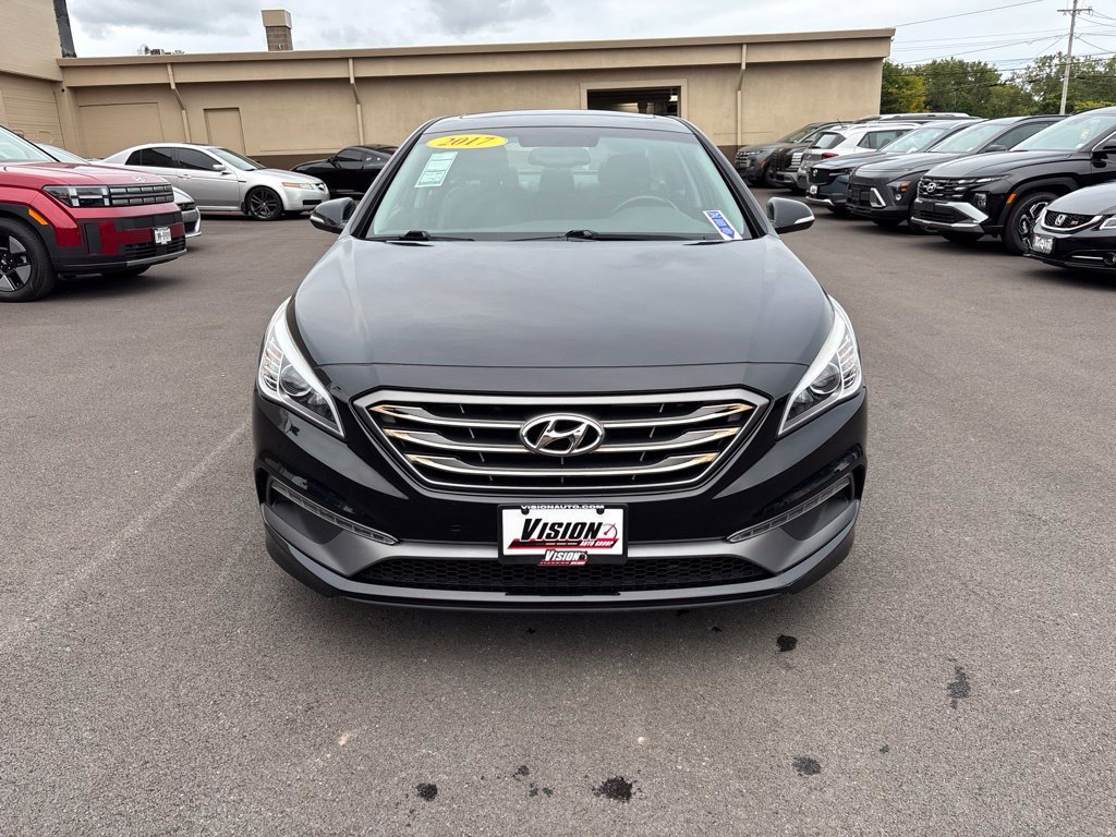 Used 2017 Black Hyundai Sport image 8