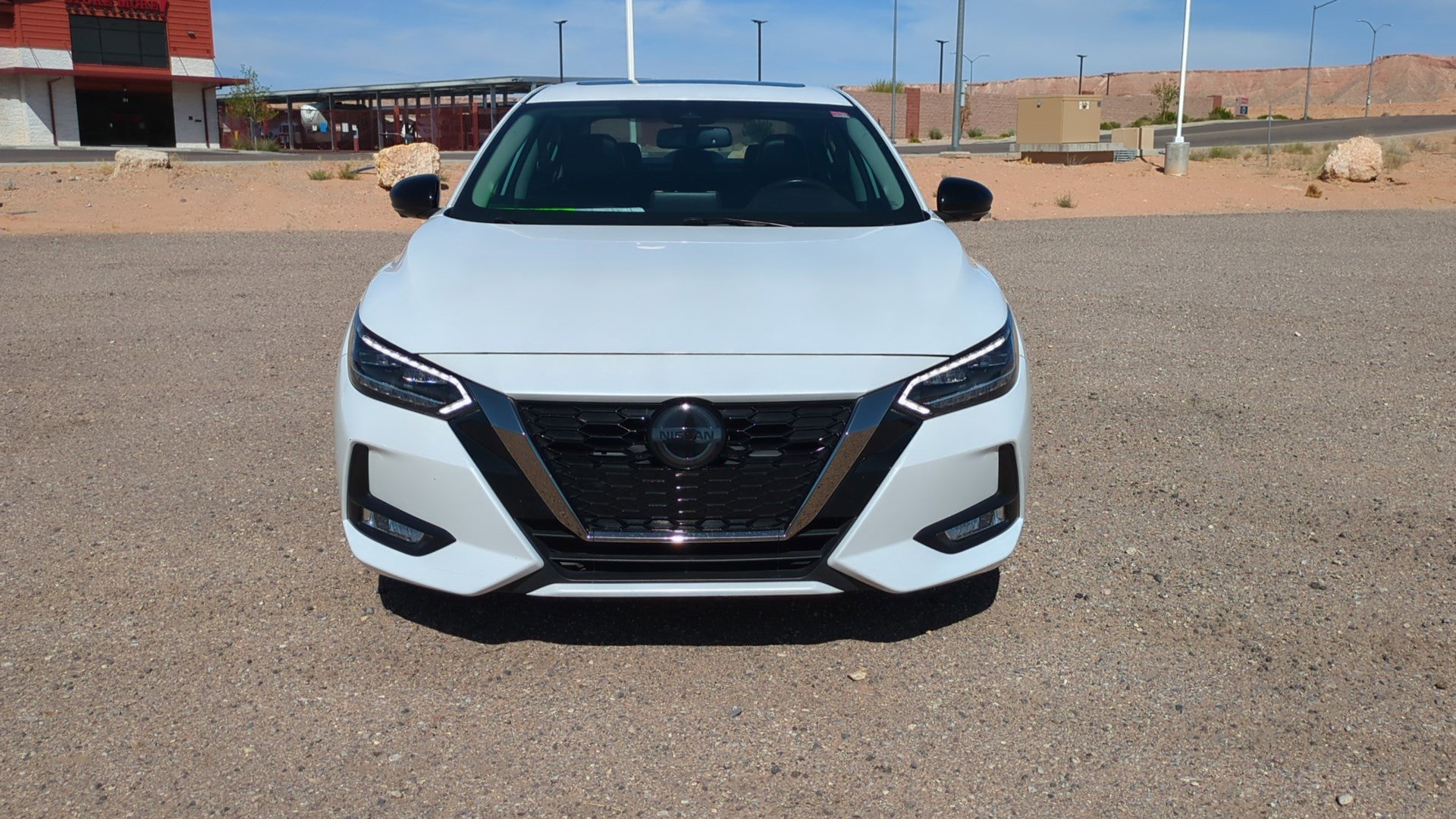 Used 2021 Aspen White Tricoat Nissan SR image 8