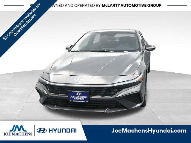 New 2026 Gray Hyundai SEL Sport Plus image 4