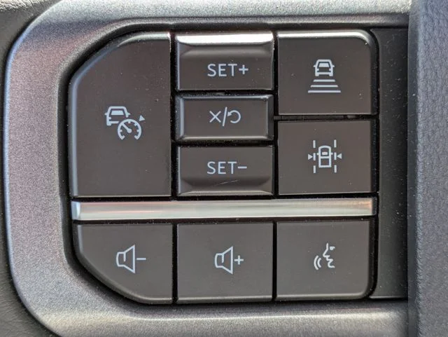 New 2026 Agate Black Metallic Ford XLT image 26