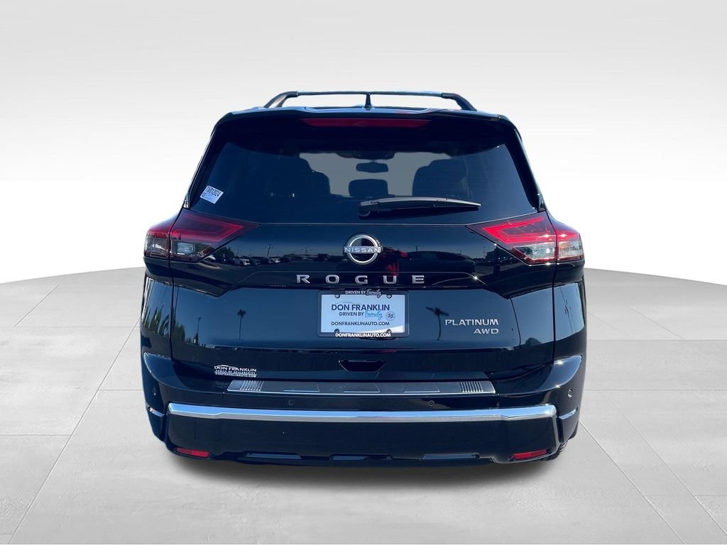 New 2026 Black Nissan Platinum image 4