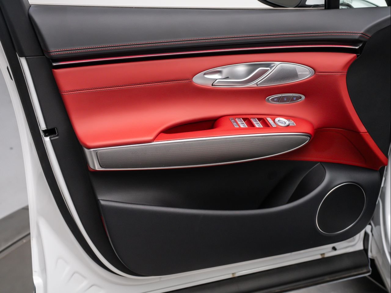 2026 GENESIS GV70 Sport Advanced - Photo 27