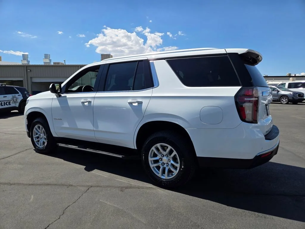Used 2023 Summit White Chevrolet LS image 4
