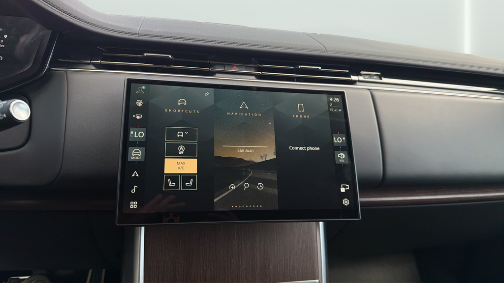 Used 2024 Black Land Rover SE image 25