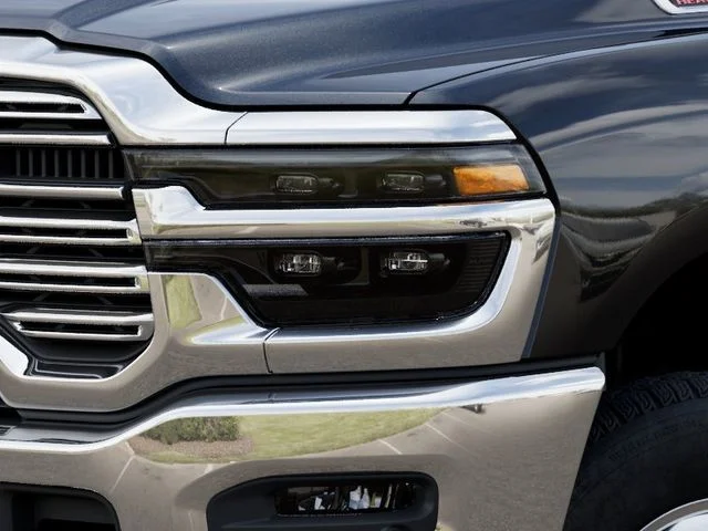 New 2026 Diamond Black Crystal Pearl-Coat Exterior Paint RAM Laramie image 10