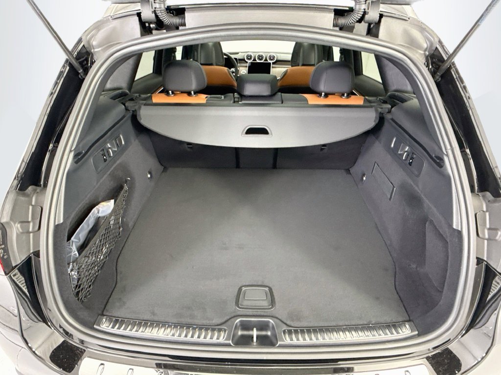 New 2027 Black Mercedes-Benz GLC 53 AMG® image 28