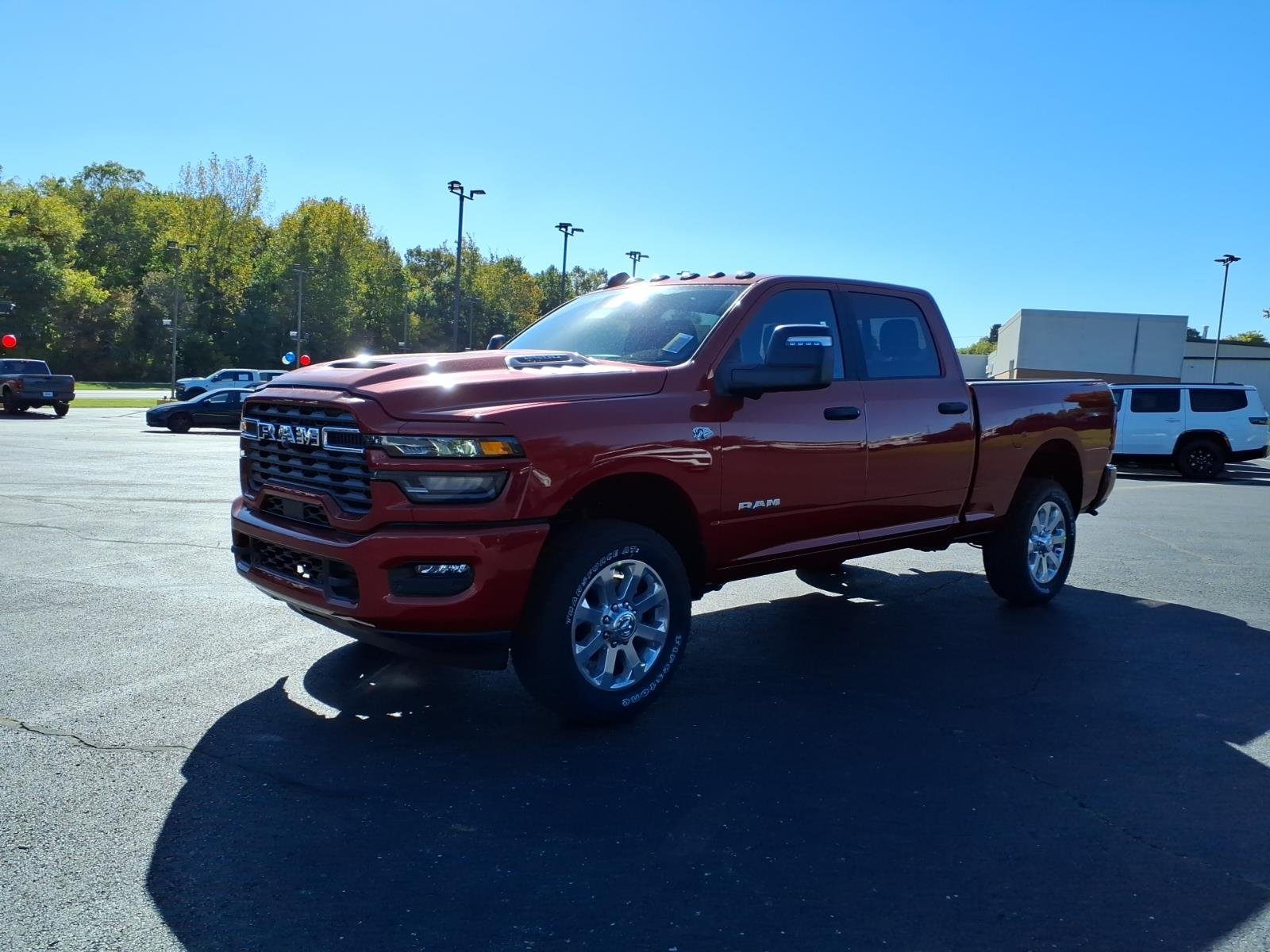 New 2027 Molten Red Pearl-Coat Exterior Paint RAM Big Horn image 3