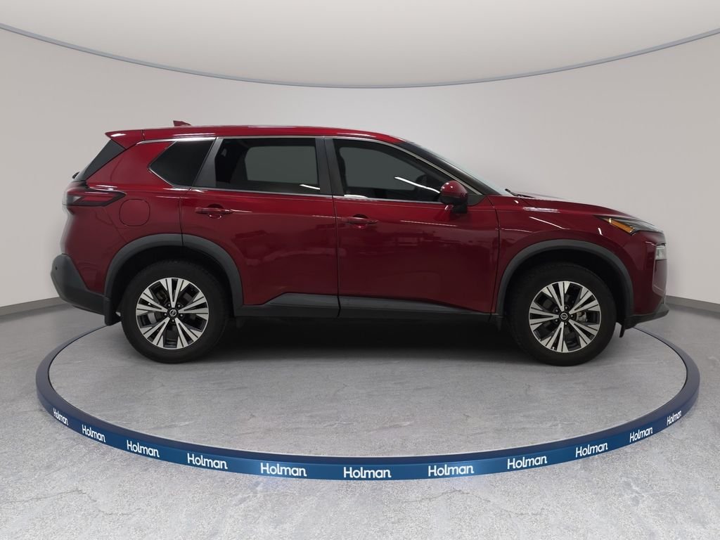 Used 2022 Scarlet Ember Tintcoat Nissan SV image 4