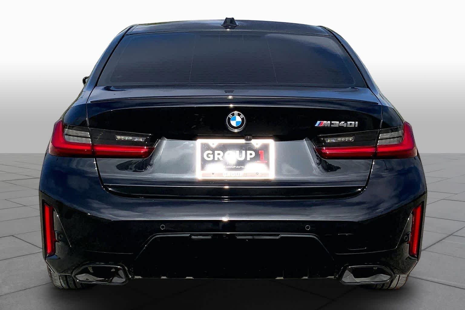 Used 2025 Black Sapphire Metallic BMW M340i image 5
