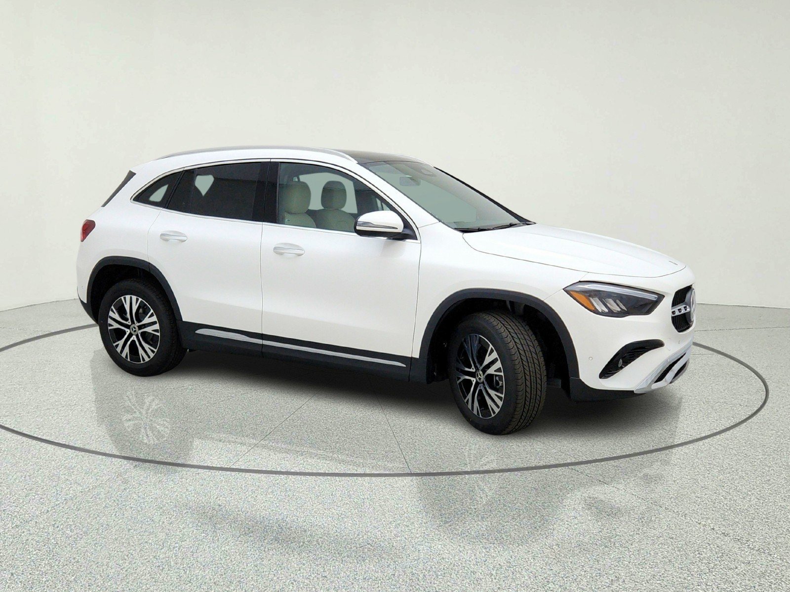 New 2026 Polar White Mercedes-Benz GLA 250 SUV image 31