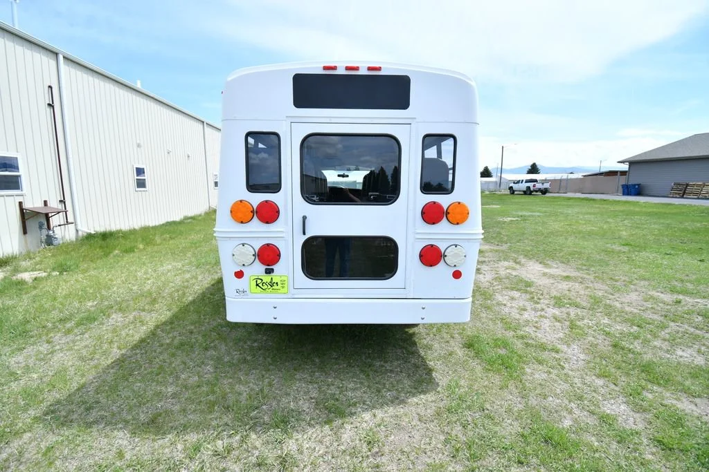 Used 2013 SUMMIT WHITE Chevrolet CUTWAY image 12