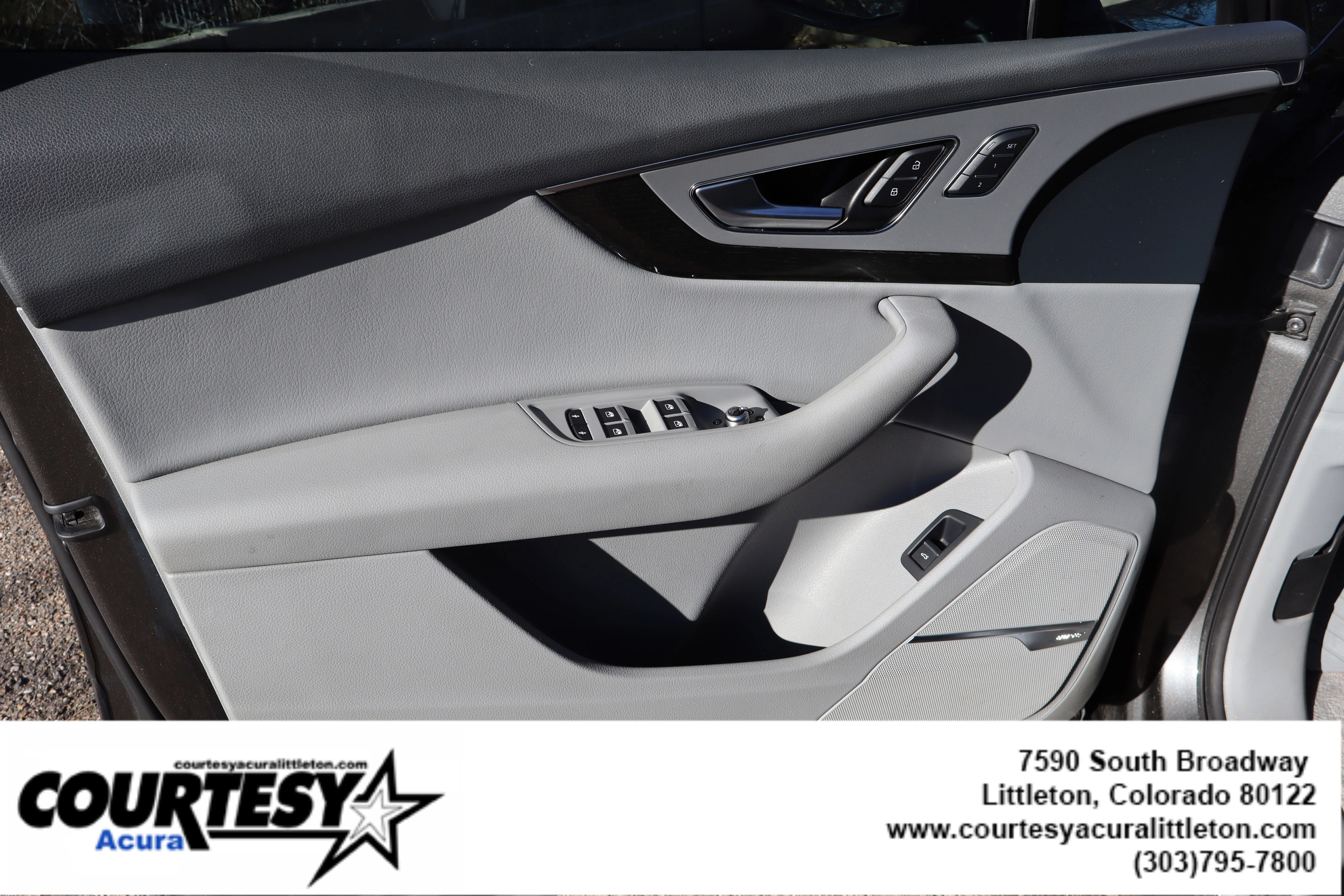 Used 2019 Gray Audi  image 24
