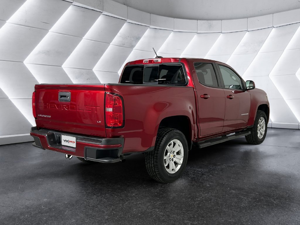 Used 2022 Red Chevrolet LT image 4