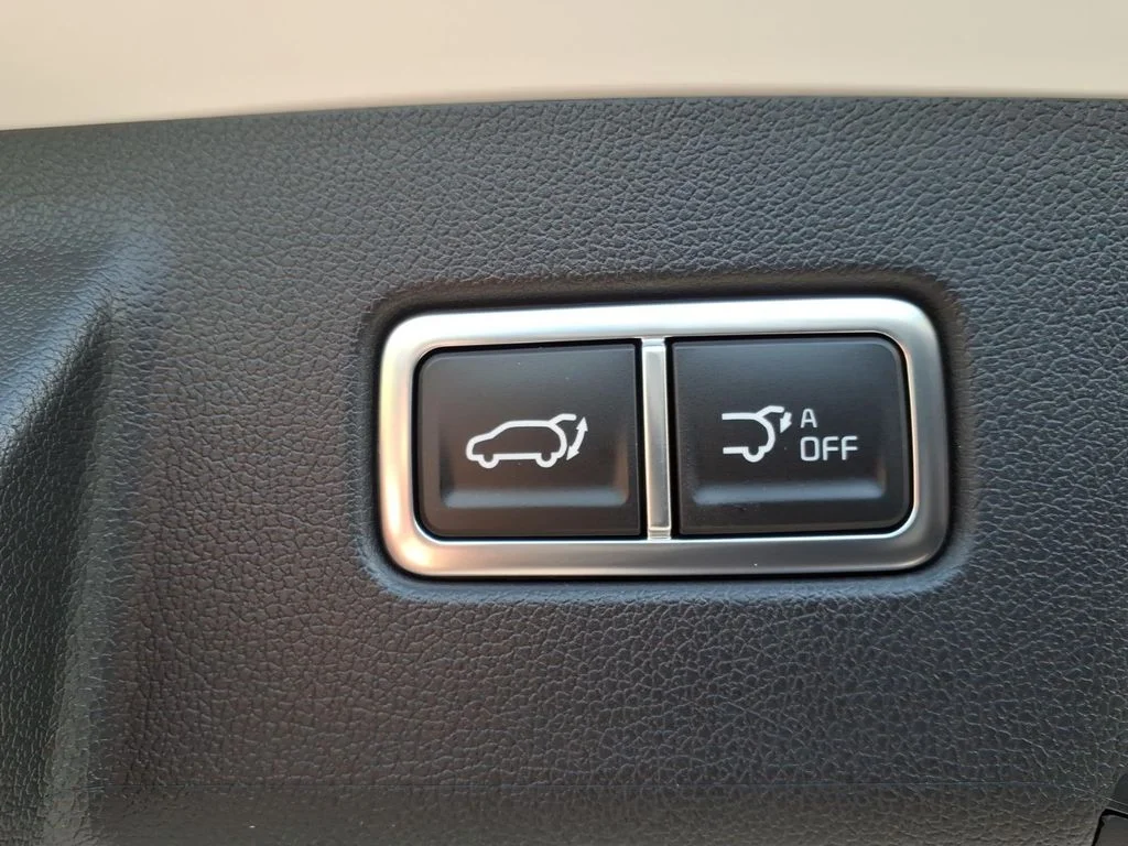 New 2026 White Kia EX image 12