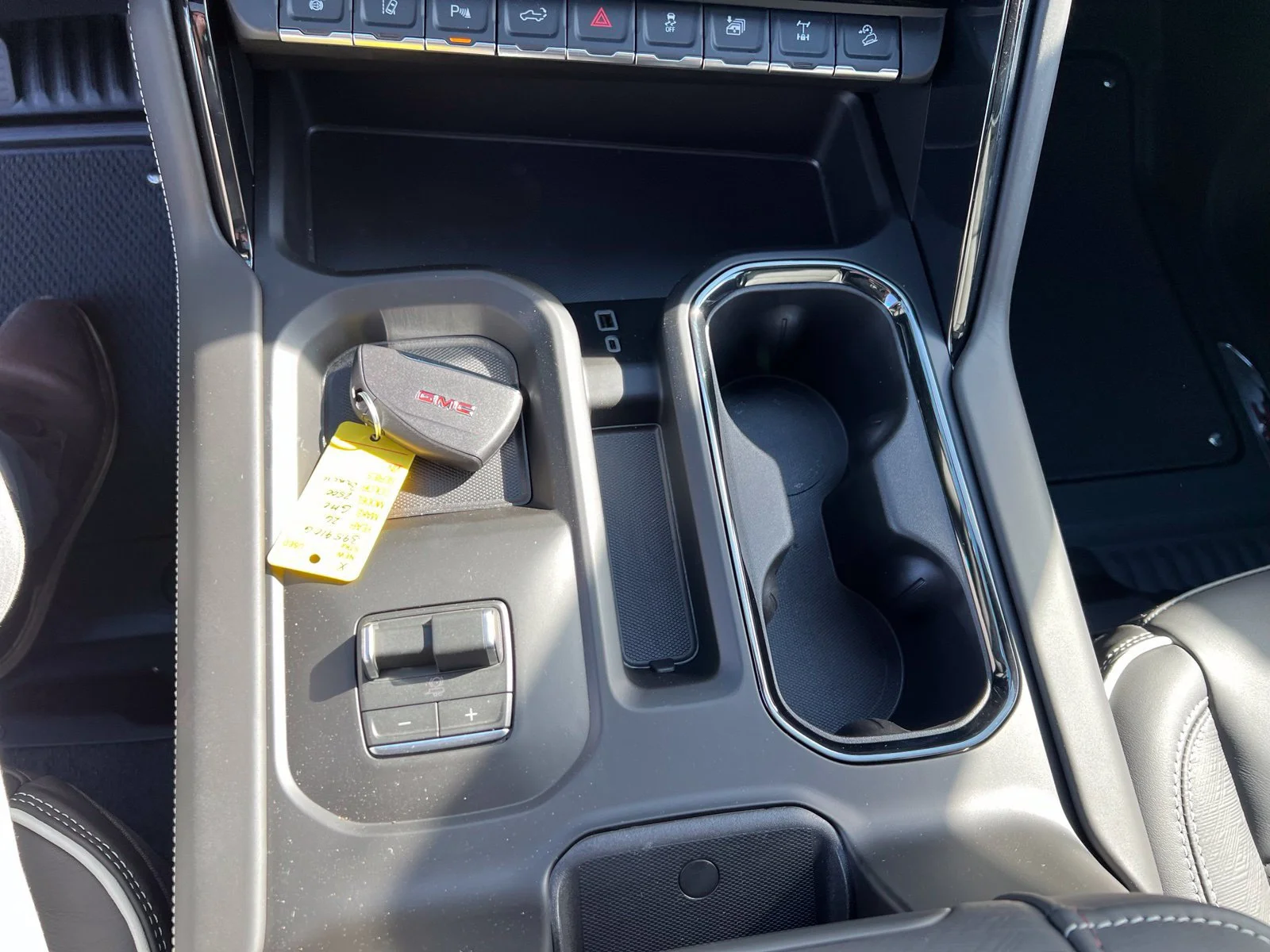 2026 GMC Sierra 2500HD AT4X - Photo 31