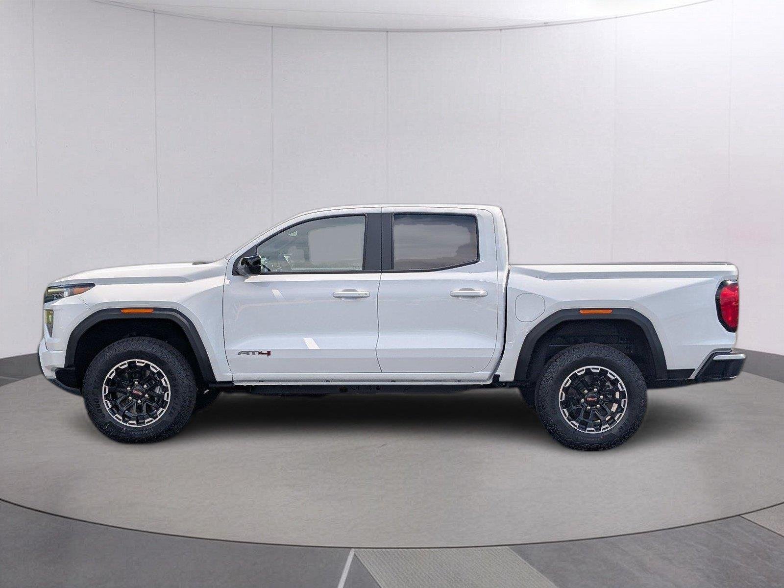 New 2026 Summit White GMC AT4 image 2