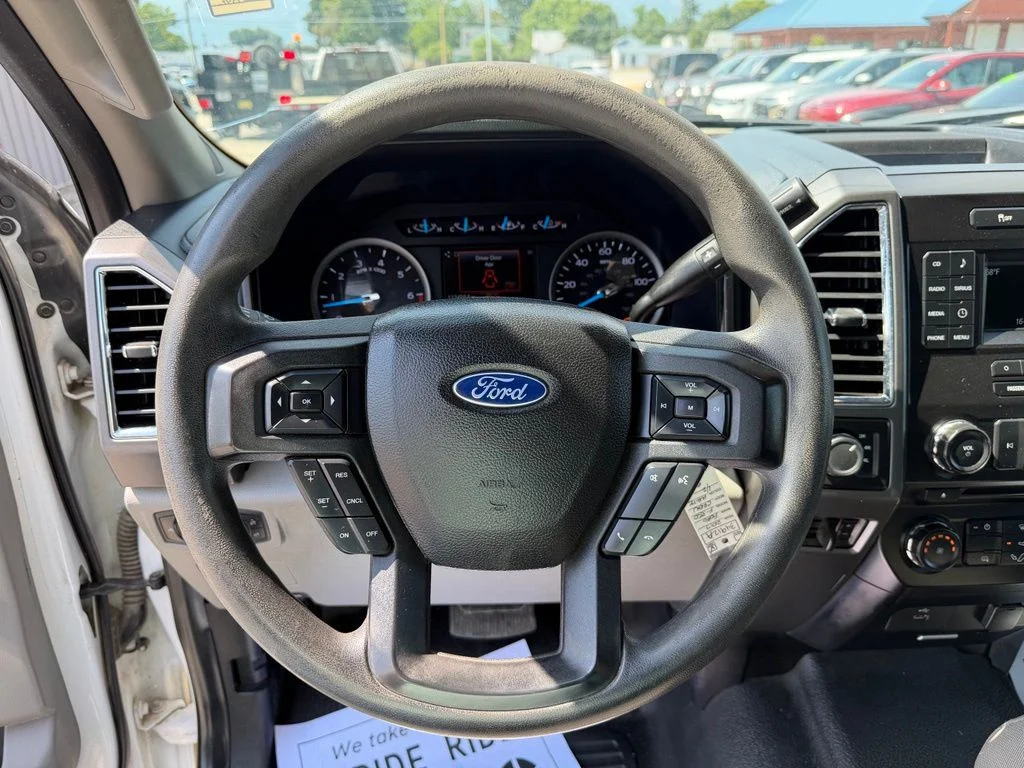 Used 2017 White Ford XLT image 12