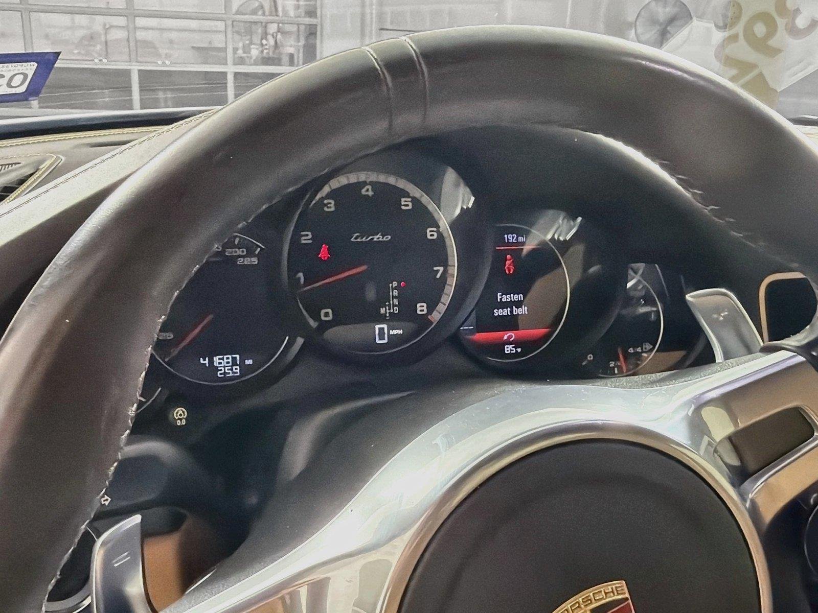 Certified Used 2015  porsche Turbo image 19