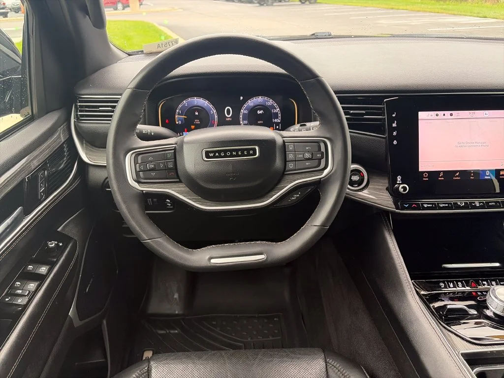 2022 Jeep Wagoneer Series II - Photo 11
