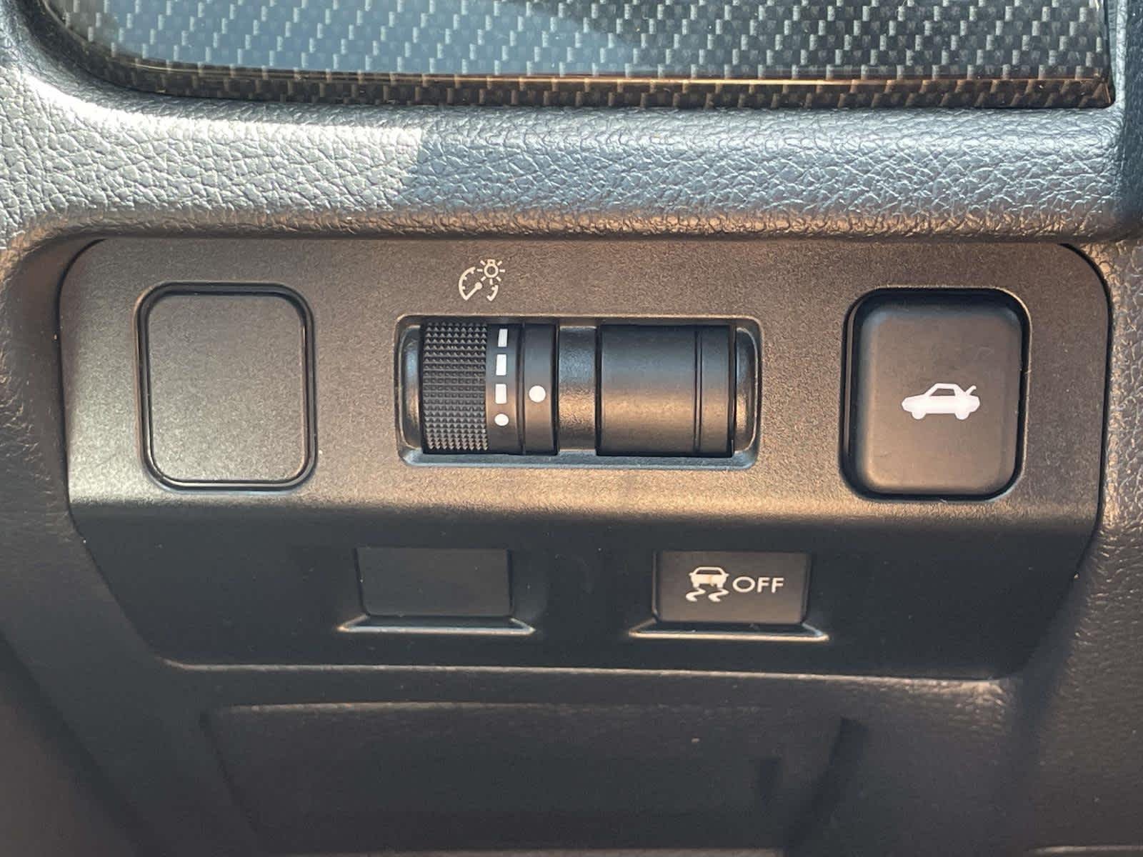 Used 2019 Dark Gray Metallic Subaru Premium image 32