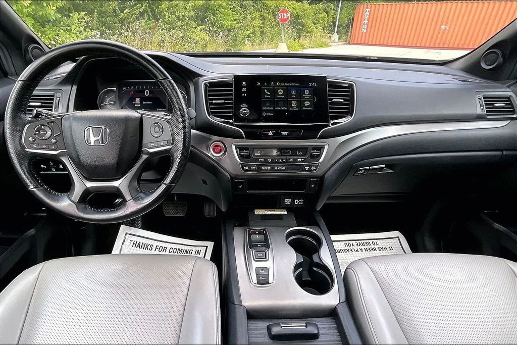Used 2022 Sonic Gray Pearl Honda EX-L image 15