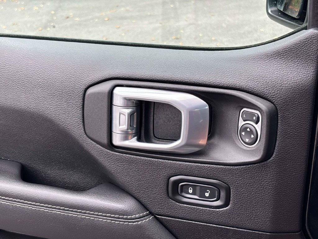 Used 2023 Black Jeep Sahara image 30
