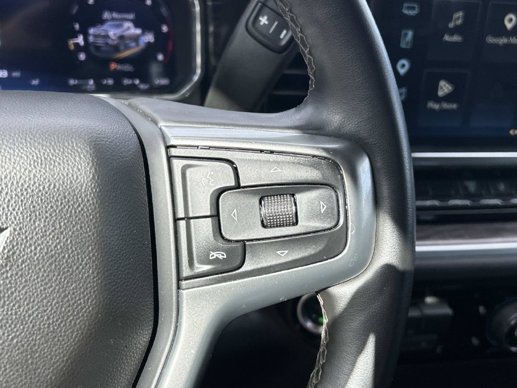 Used 2026 White Chevrolet LTZ image 25