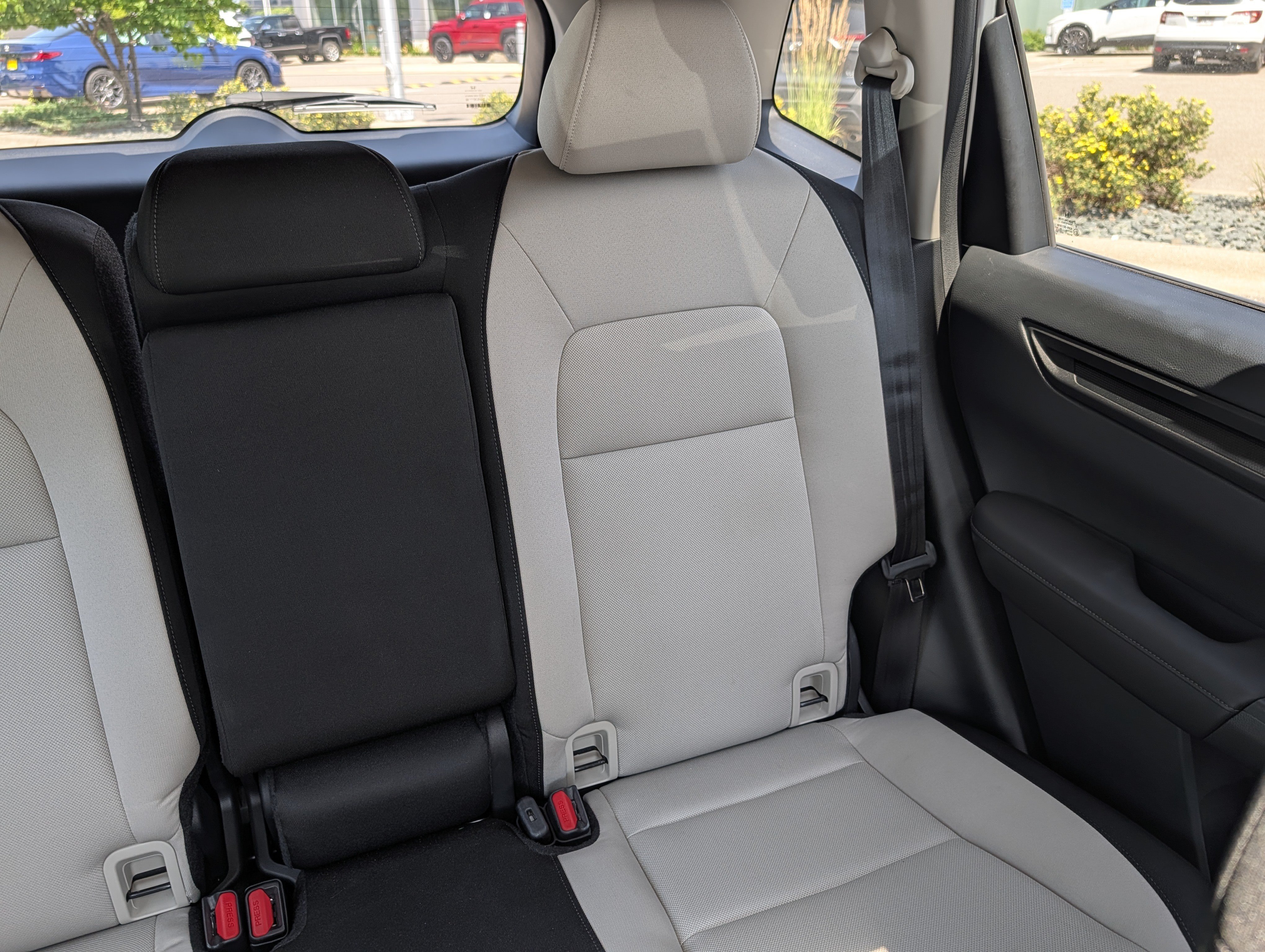 Used 2023 Platinum White Pearl Honda EX image 14