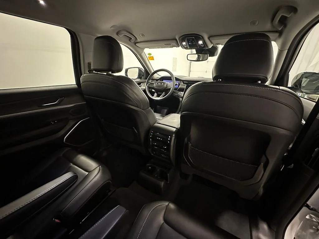 Used 2023 White Jeep Limited image 26