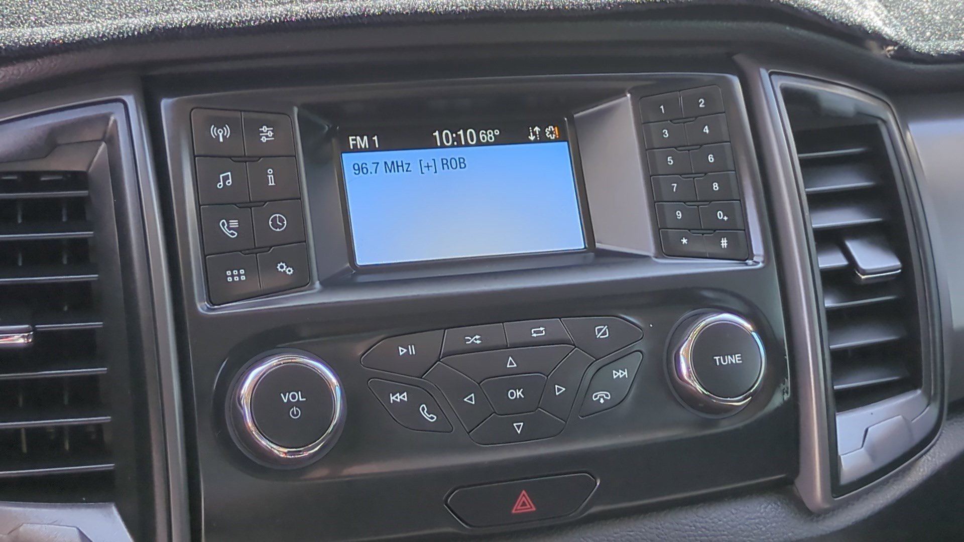 Used 2021 Oxford White Ford XL image 20